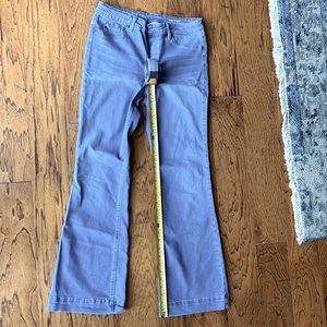 Laurie felt silky flare medium. Light wash